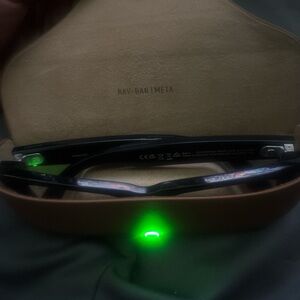 Ray-Ban Black Smart Glasses with Brown Case